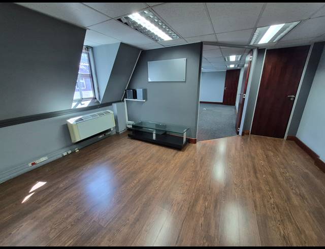 149M² OFFICE TO LET IN MORNINGSIDE